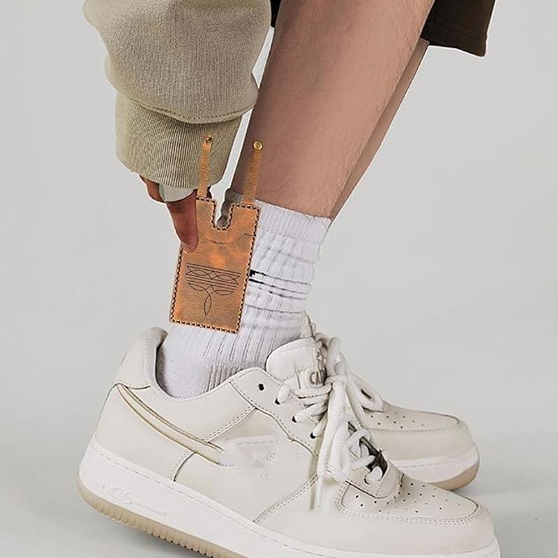 Women's Boot Wallet, Western Style Leather Boot Wallet with Buckle Strap, Credit Card Holder, Fashionable Accessory for Women