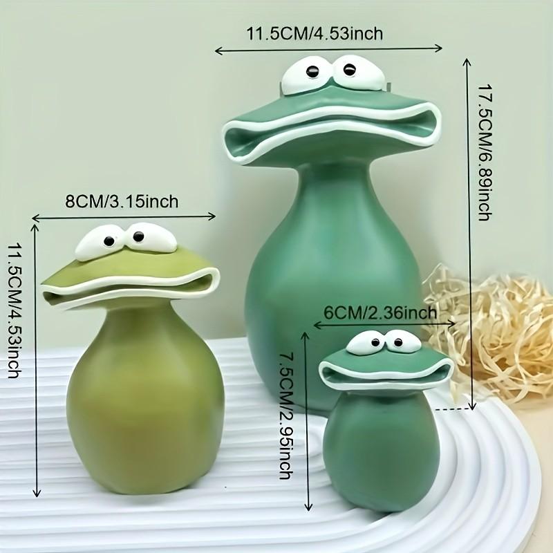 3-Piece Big Mouth Frog Family Set, Whimsical Resin Garden Statues, Charming Accent for Porch, Patio, Indoor Shelves, Animal Lovers Gift