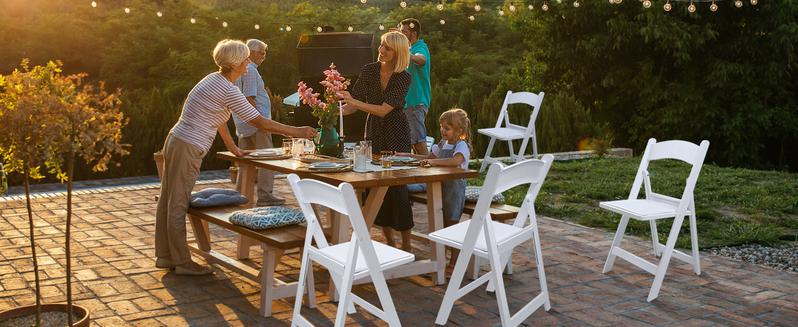 White Resin Folding Chair with Cushion & Backrest,700LB Weight Capacity Event Chair,Indoor/Outdoor Lightweight Foldable Chair for Meeting Room/Party/Hotel/Garden