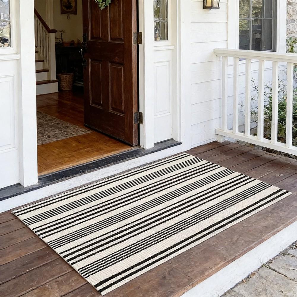 Classic Minimalist Stripes Outdoor Welcome Rug, Boho Style Fashion Carpet, Easy Clean Washable, Home Decor for Hotel Lobby Bathroom