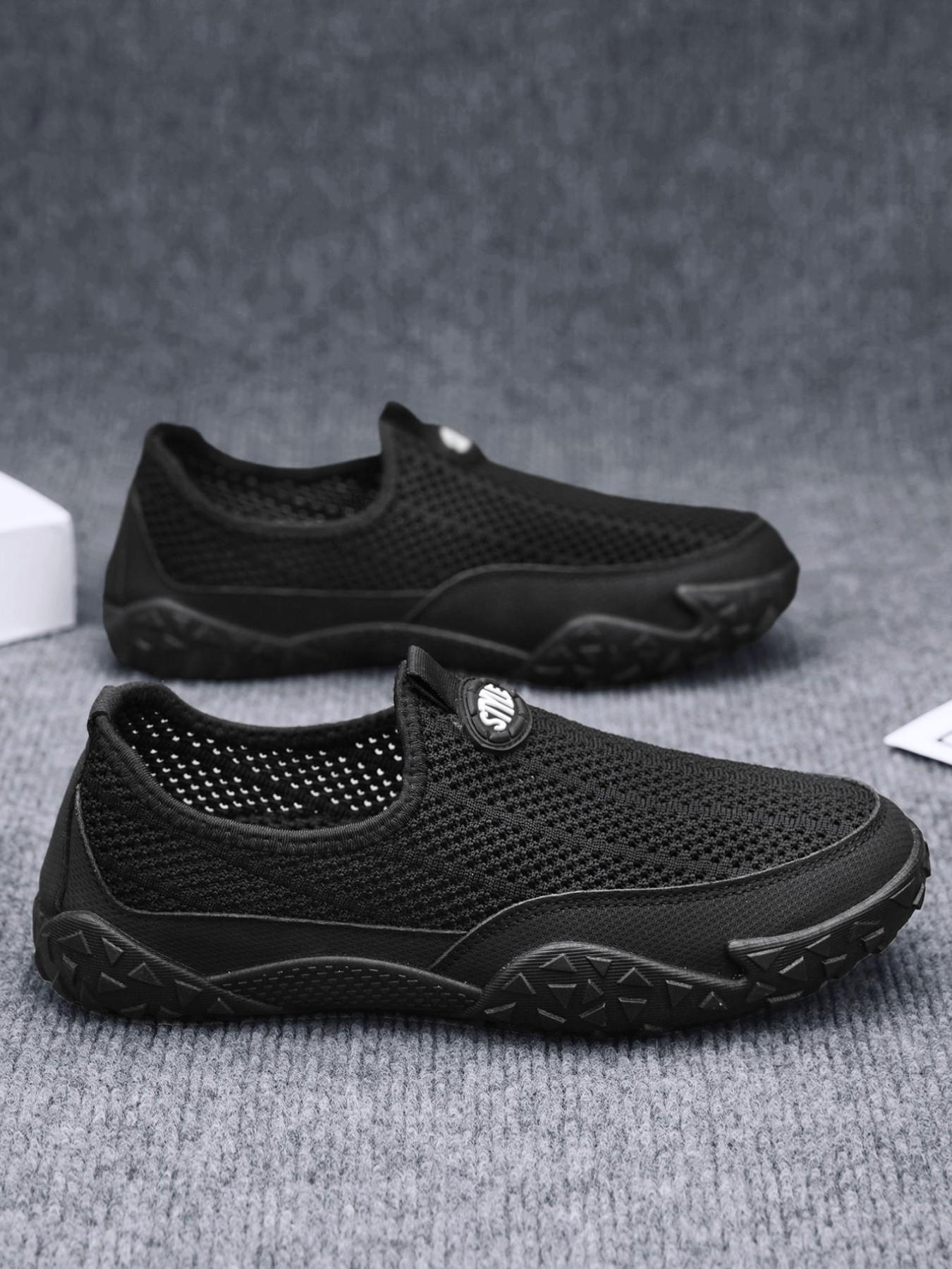 2026 Summer New Men's Hiking Shoes, Breathable Mesh, Slip-On, Lightweight, Non-Slip Sole, Outdoor Waterproof Casual Shoes