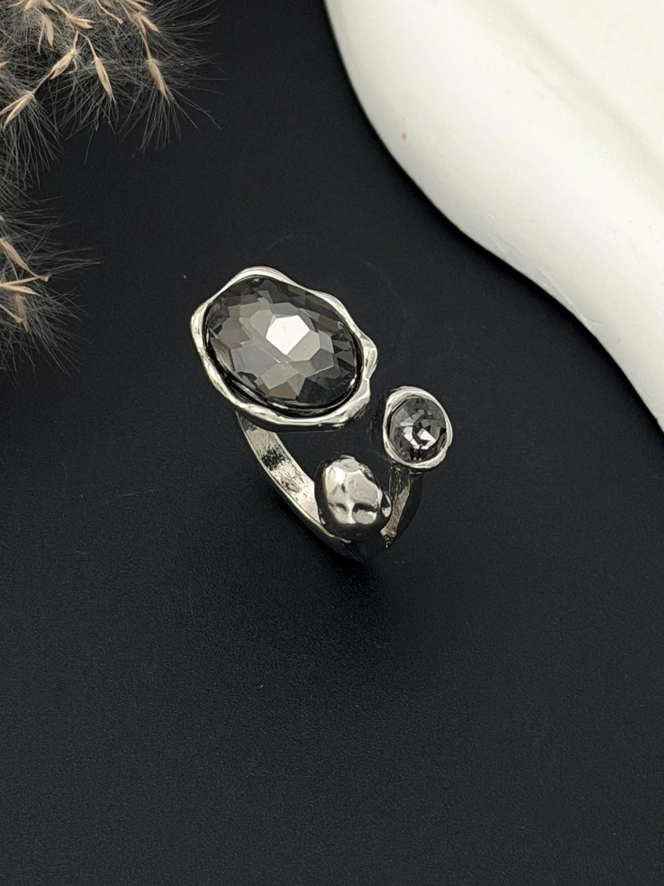 Spring Summer Luxury Irregular Acrylic Crystal Open Ring, Unique Style Accessory, All Seasons Fashion Jewelry, Elegant Fashion Rings