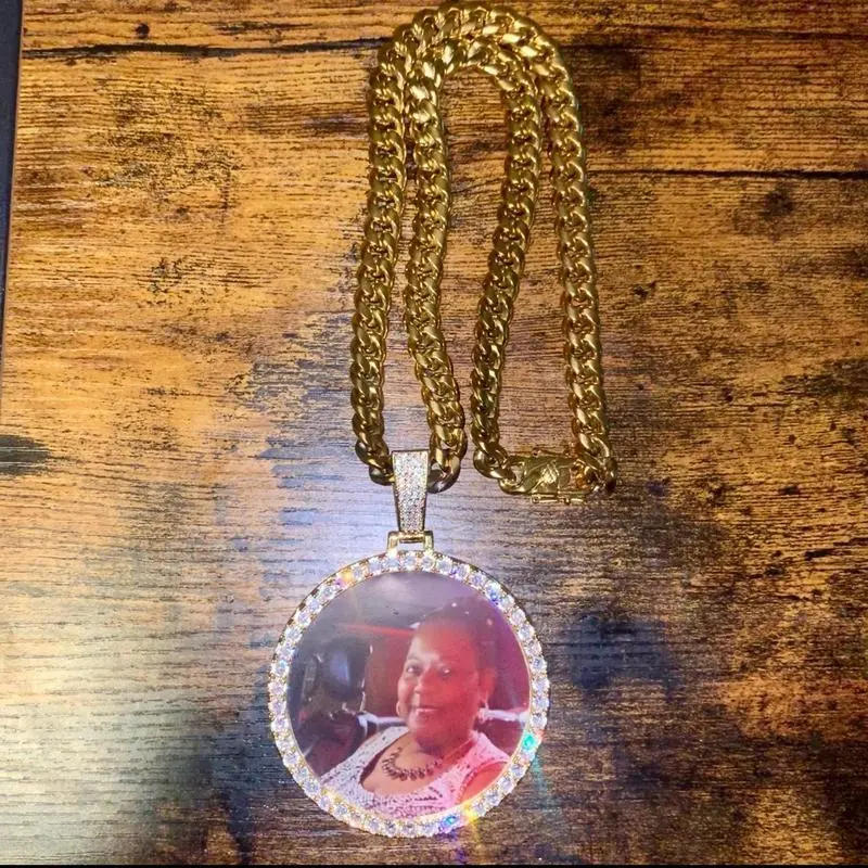 [ICE HUE] Oversized Personalized Custom Memory Photo Pendant - 18K Gold Vacuum Plated Copper, 5A+ Sri Lanka Zircon, Geometric Rhinestone, Big Cuban Links Long Chain Necklace - Men's Accessories, Luxury Costume Jewelry for Daily Wear, Gift