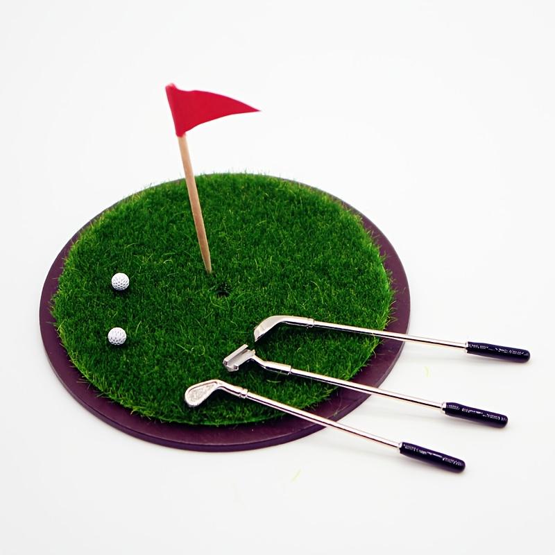 Dollhouse Mini Golf Club Grass Model BJD Miniature Scene Prop Accessory, Miniature Model, Collectible Gift for Hobbyists & Enthusiasts