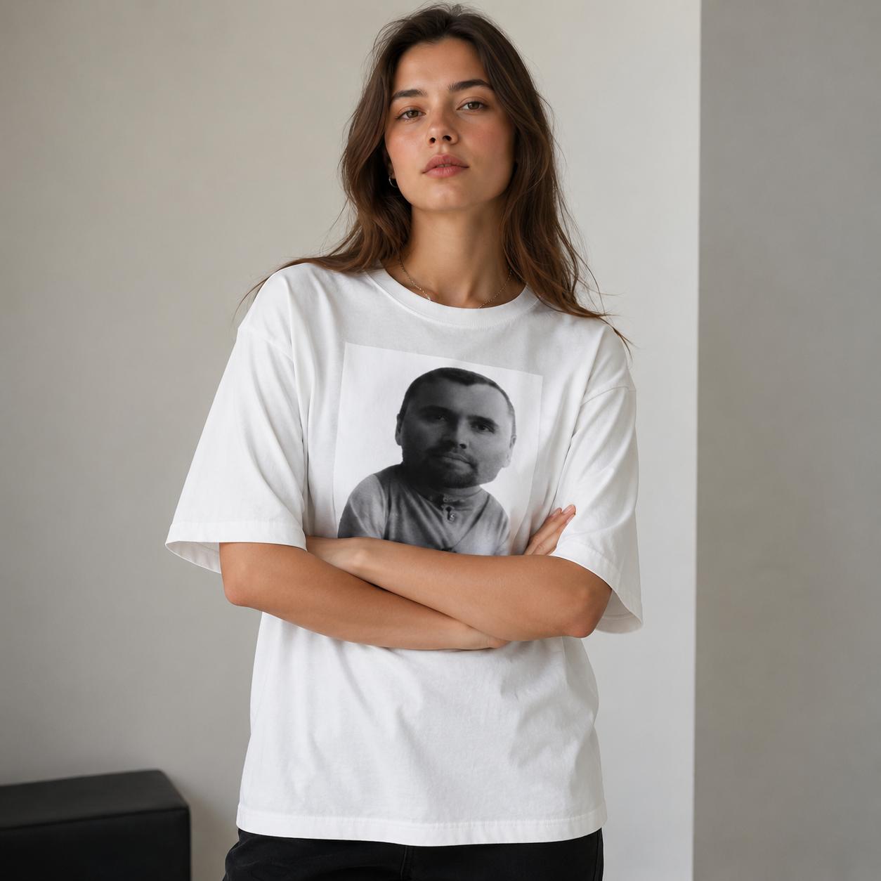 “Funny Portrait Graphic Tee – Oversized Casual Streetwear, Perfect for ...