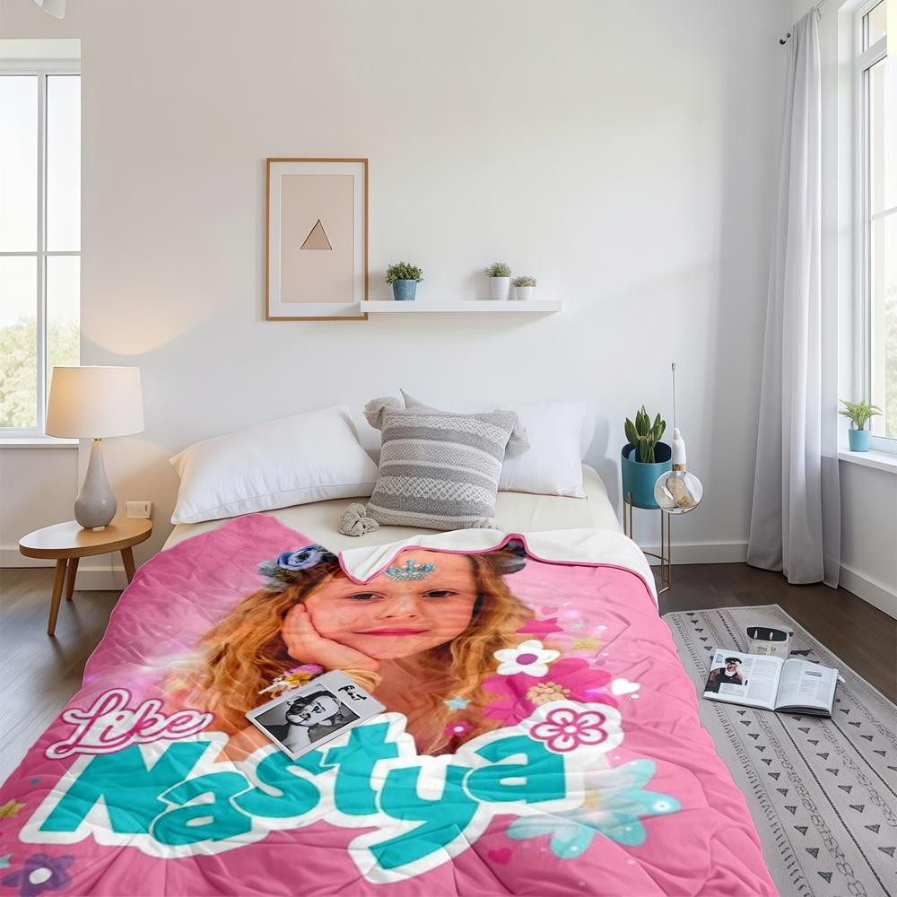 1pc Like Nastya Princess Floral Crown Design Flannel Fleece Blanket, Super Soft Cozy Warm Throw for Bed Sofa Couch Living Room, Office Travel Car, Decorative Gift Idea