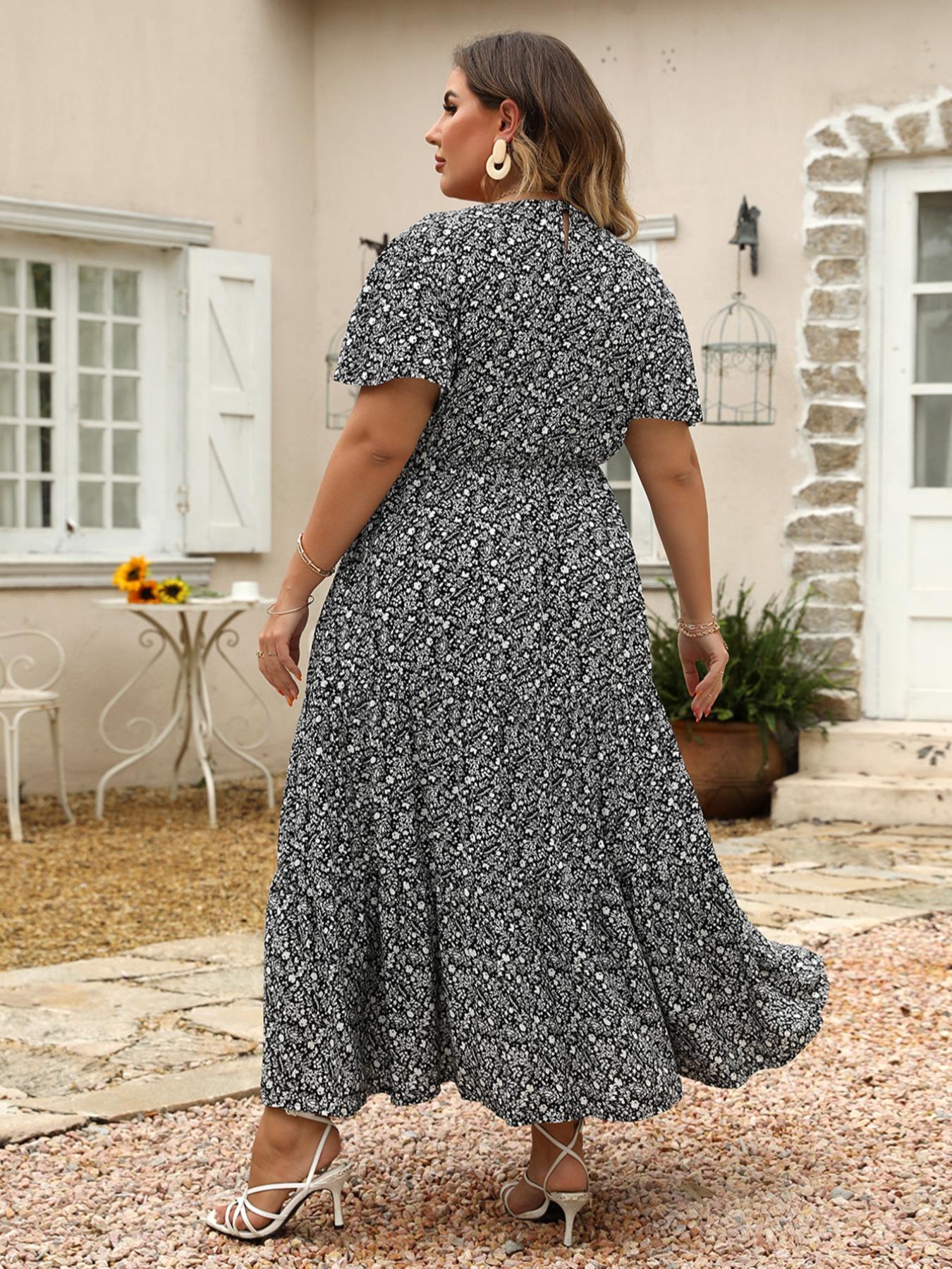 Women's Ditsy Floral Print A Line Dress, Boho Fashion Casual Plus Size Short Sleeve Dress for Daily Wear, Women Clothing, Womenswear, Summer Boho Clothes Women