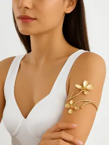 Elegant Flower Design Arm Cuff Bangle, Fashionable Adjustable Open Upper Arm Bangle for Women, Trendy All-match & Exquisite Jewelry for Birthday Gift, Golden Tone Bracelet