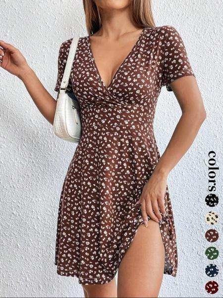 Women's Ditsy Floral Print V Neck Wrap A Line Dress, Boho Fashion Short Sleeve Short Dress for Daily Holiday Vacation Wear, Frenchy Style Ladies Dress for Summer