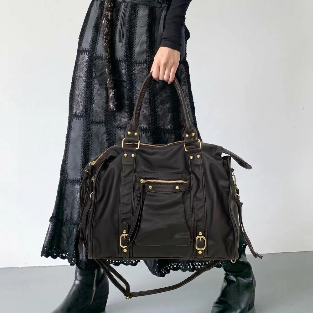 Women's shoulder bag, Stylish crossbody bag, women's retro Y2K spicy girl handbag, Casual trendy bag, large capacity, multiple pockets, punk diagonal cross bag, washed and worn vegan leather bag, suitable for vacation, shopping, work