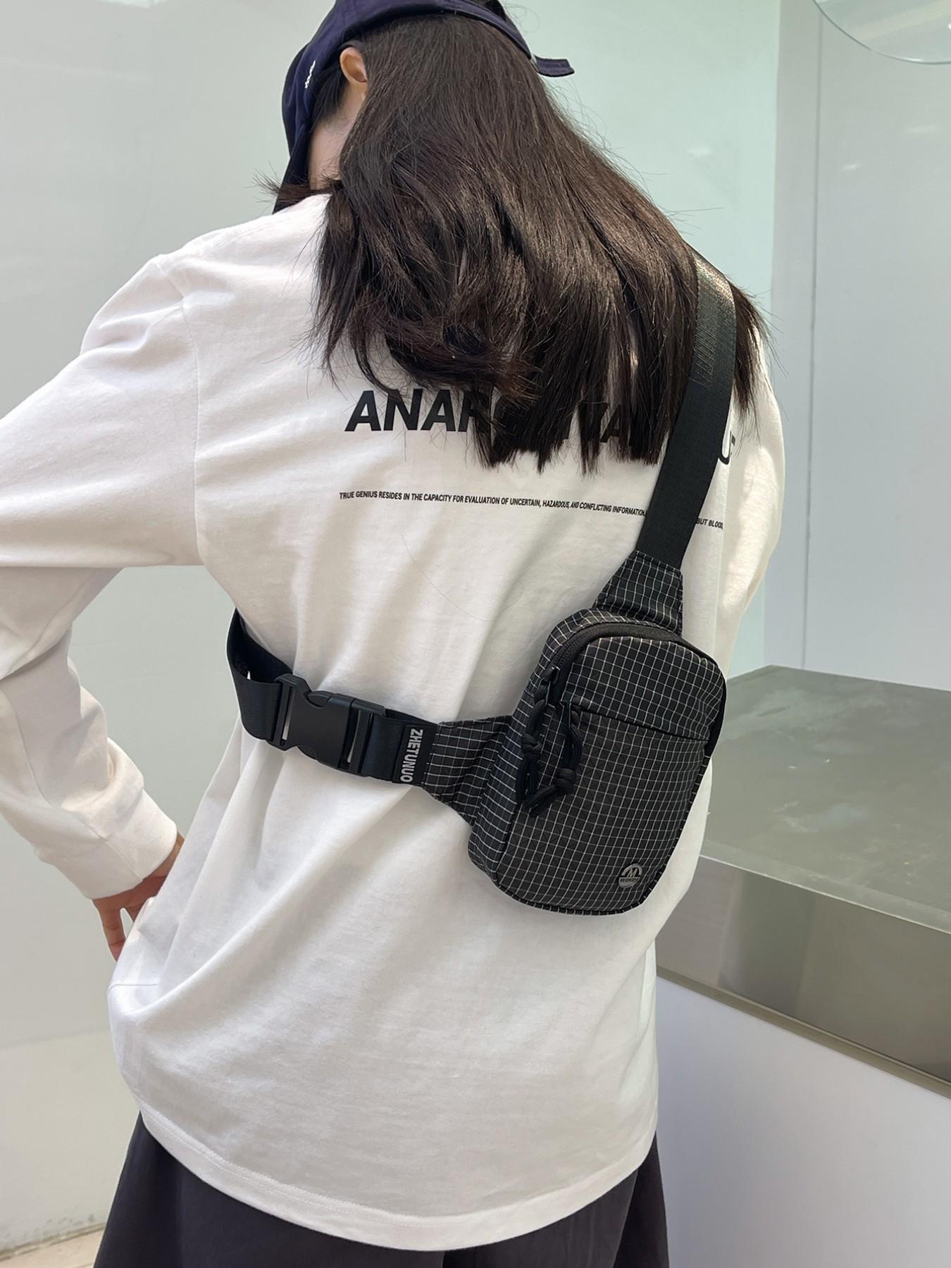 New Trendy Fashion Unique Design High-End Texture All-Season Outdoor Commute Versatile Travel Personality Casual Plaid Small Bag, Lightweight Unisex Multifunctional Shoulder Crossbody Bag