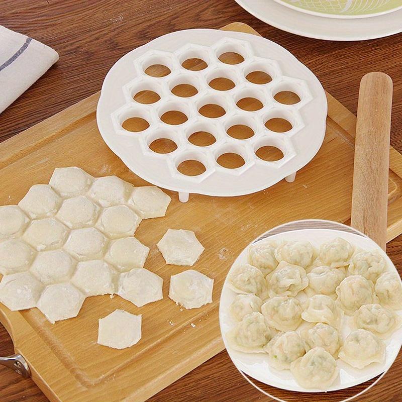 1pc Creative Simple Dumpling Mold, Modern Kitchen Dumpling Machine, Kitchen Pastry Tools, DIY Plastic Dumpling Mold Machine, Flour Mold, Kitchen Tools