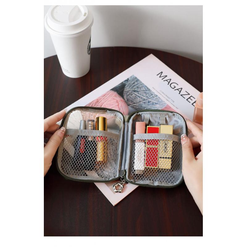 Small Clear Makeup Bag for Purse Travel Cosmetic Case Transparent Toiletry Bag with Zipper, Portable Make Up Organizer Traveling Compact Car Bag for Essentials