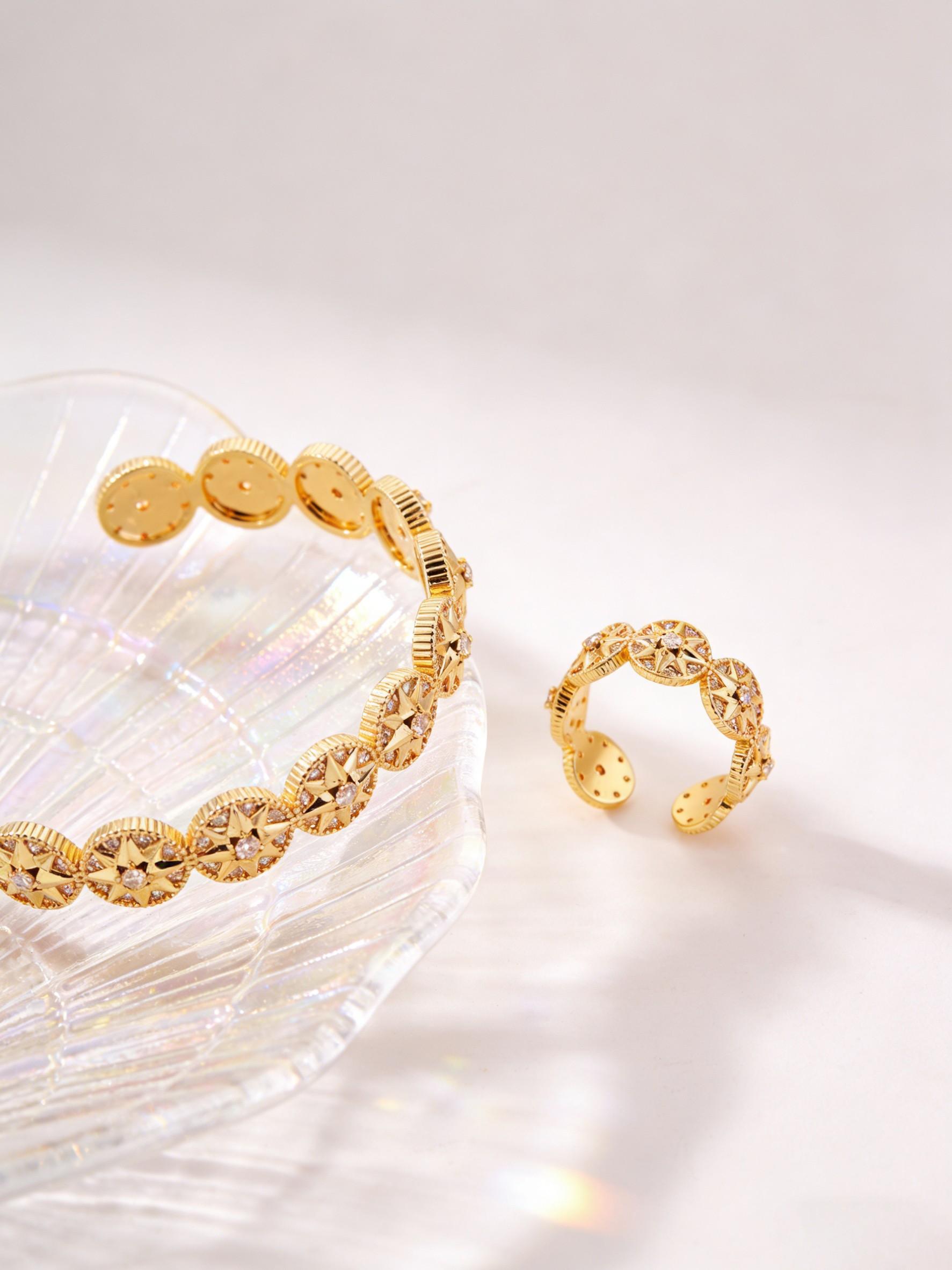 Bangle & Ring Set for Women, Luxury Starburst Cubic Zirconia Open Cuff Bracelet, Gold/Silver 2 Colors Optional, Elegant Jewelry for Office, Commute, Party & Prom