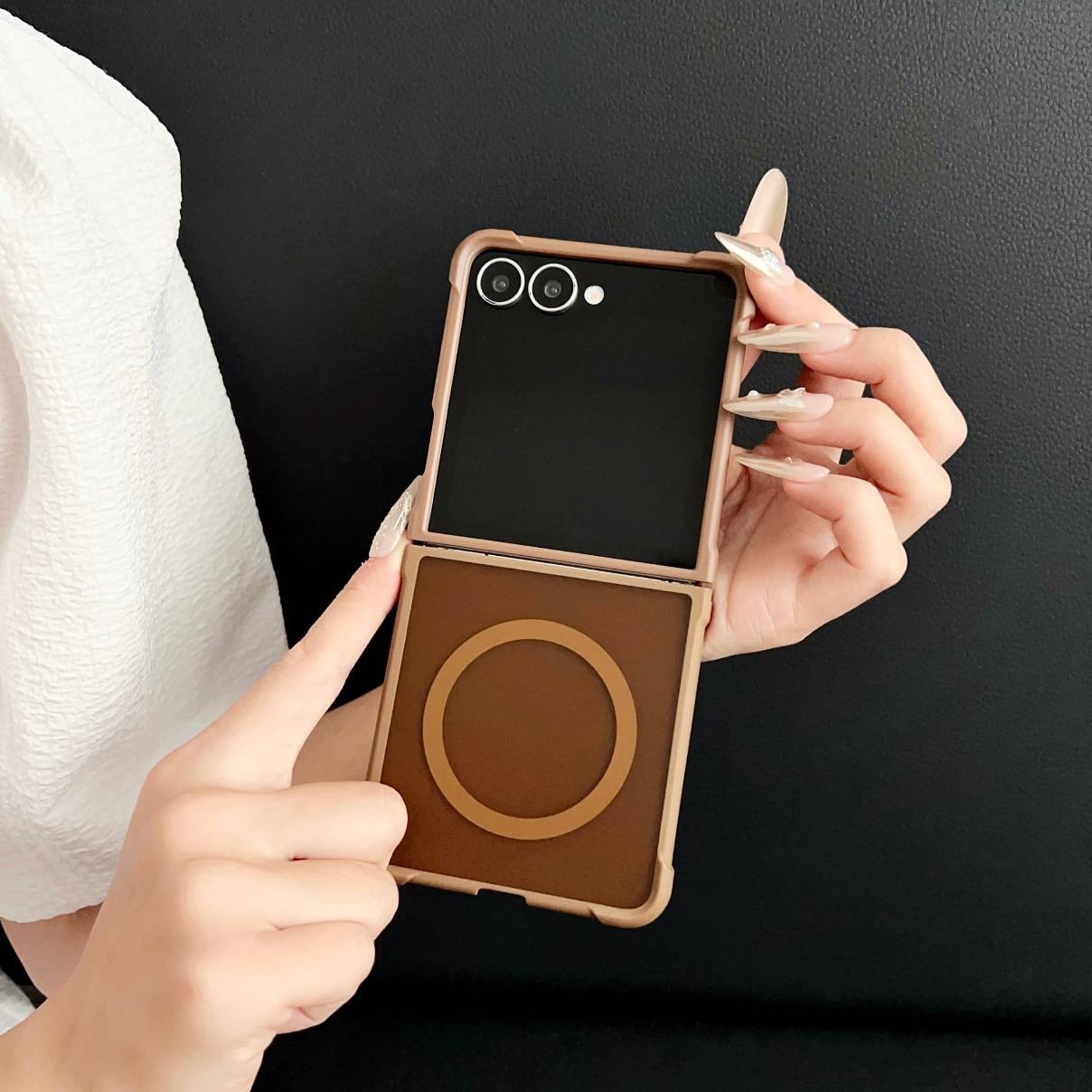 Luxury Translucent Magnetic Attraction Case For Samsung Galaxy Z Flip 7 Z Flip6 Flip 5 Flip4 Flip3 Wireless Charging Matte Cover