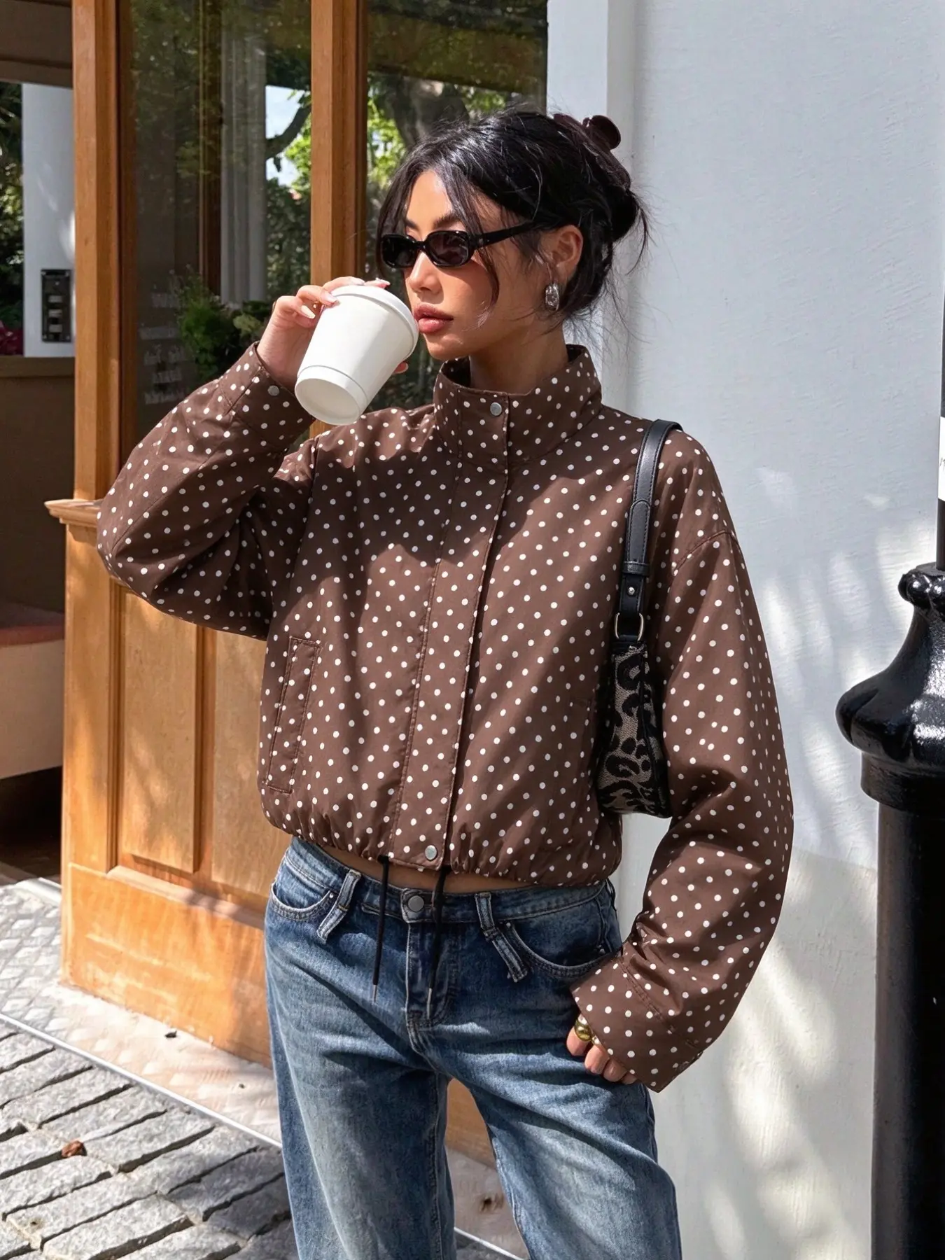 Vintage/Mocha Aesthetic/Streetwear/Early Autumn Polka Dot Stand Collar Drawstring Cropped Zip Bomber Jacket With Side Pockets, Loose Fit Casual Daily Coffee Run Outfit For Women, Trendy Retro Dots Short Length Outerwear Fall Wardrobe Staple