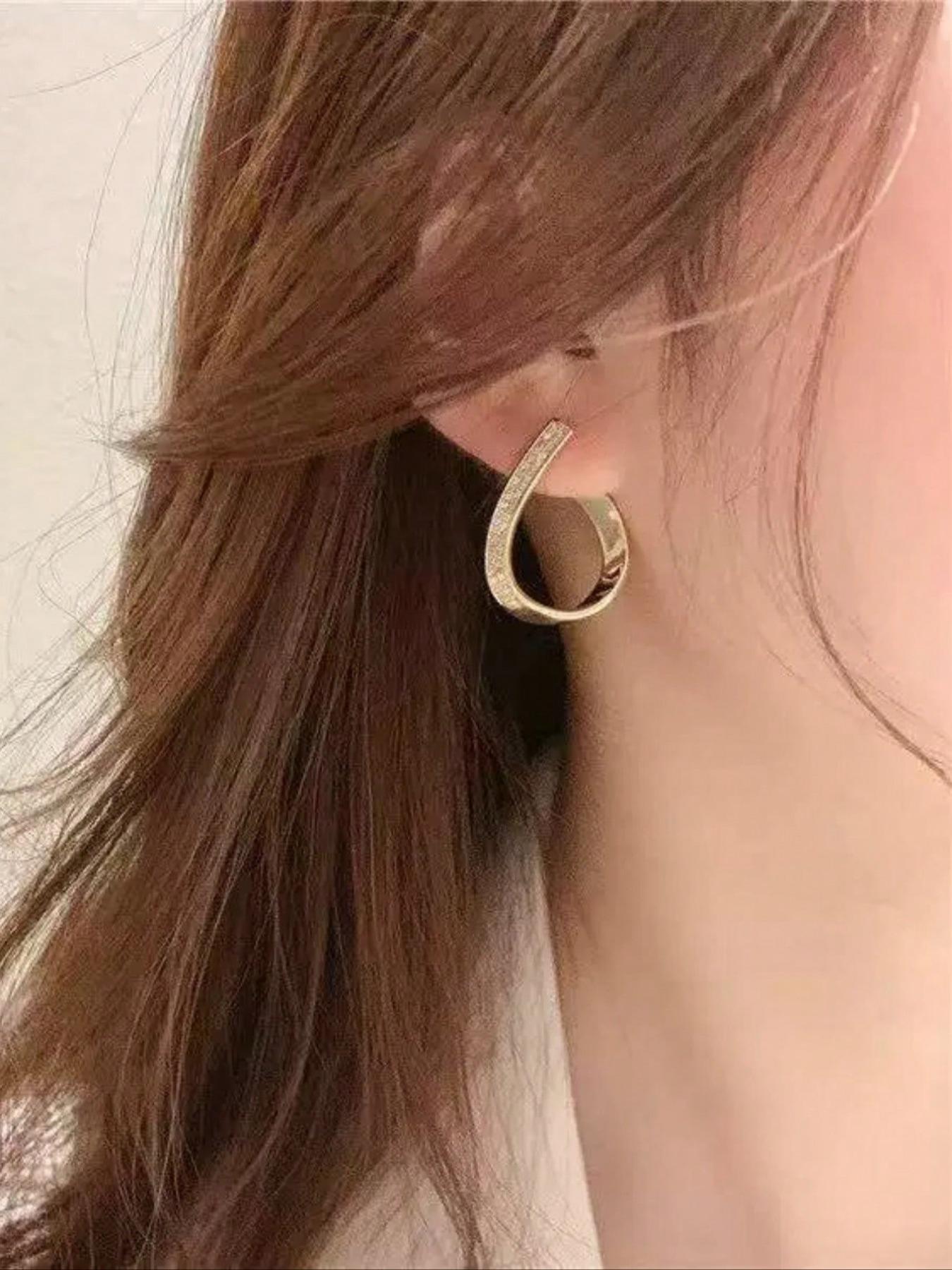 1 Pair Metal Rhinestone Geometric Arc Earrings, Unique Women's Daily Jewelry Studs, Fashionable Accessories for Everyday Wear