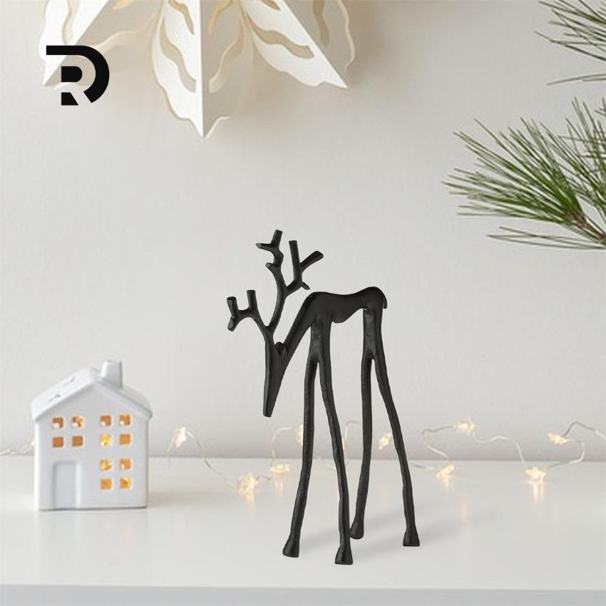 Elegant and Slender Black Elk Statue, A Popular Choice for Christmas Decoration in 2026, with A Modern Minimalist Design and Decorative Art Style. The Sturdy Base Ensures Stable Placement and Is Suitable for Home, Office, Home Garden and Other Scenes