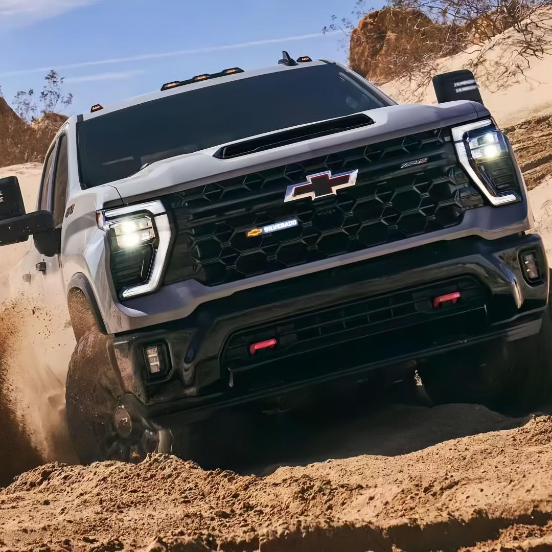 LED Front Grille Emblem Light for Chevrolet Silverado 1500/2500, No Drilling Installation, Plug-And-Play, Enhance Pickup Style