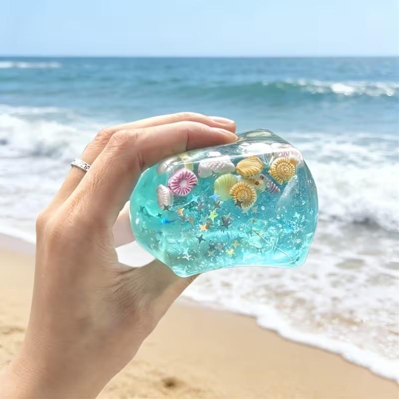 New 3D Cartoon Decoration, Infinite Squeeze Stress Relief Cube Toy, Fun Gift for Christmas, Party, Birthday, School Rewards, Great Grandchild Present