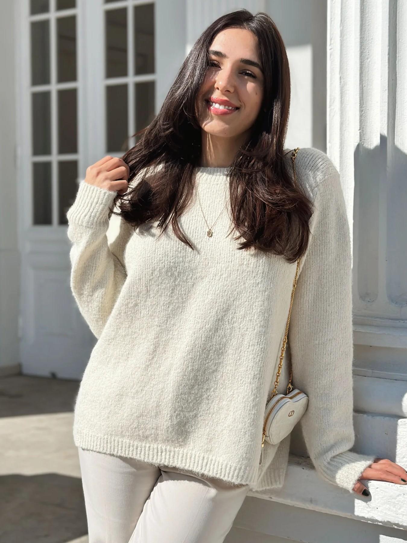 Women's Fashion One-Piece Sweater, Autumn Winter Round Neck Pullover, Back Slit Bow Design, High Stretch Classic Pure Color Top233