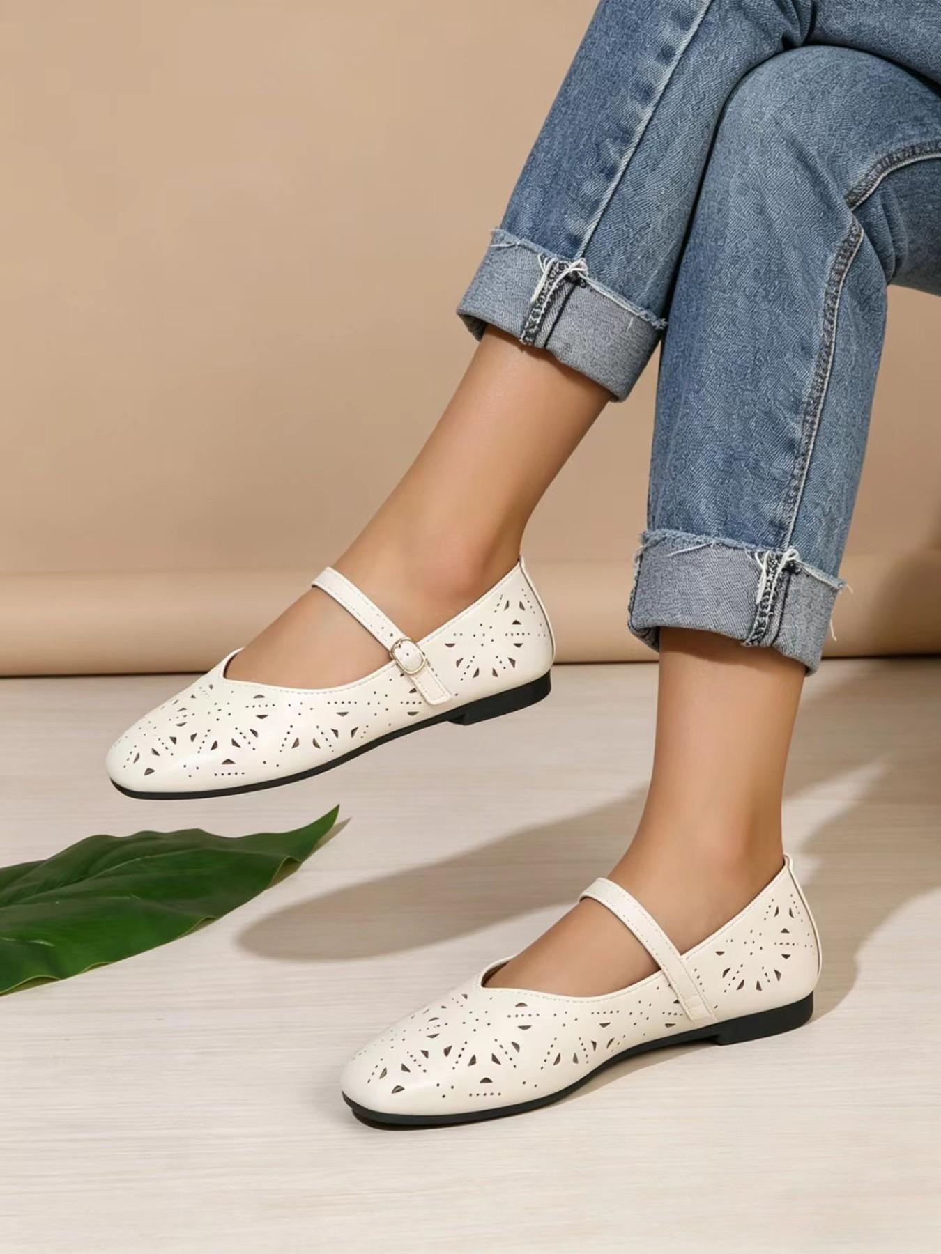 New French Cutout Mary Jane Shoes, Soft Sole Comfortable Flat Shoes, Classic Mary Jane Style, Vintage, Versatile for All Ages