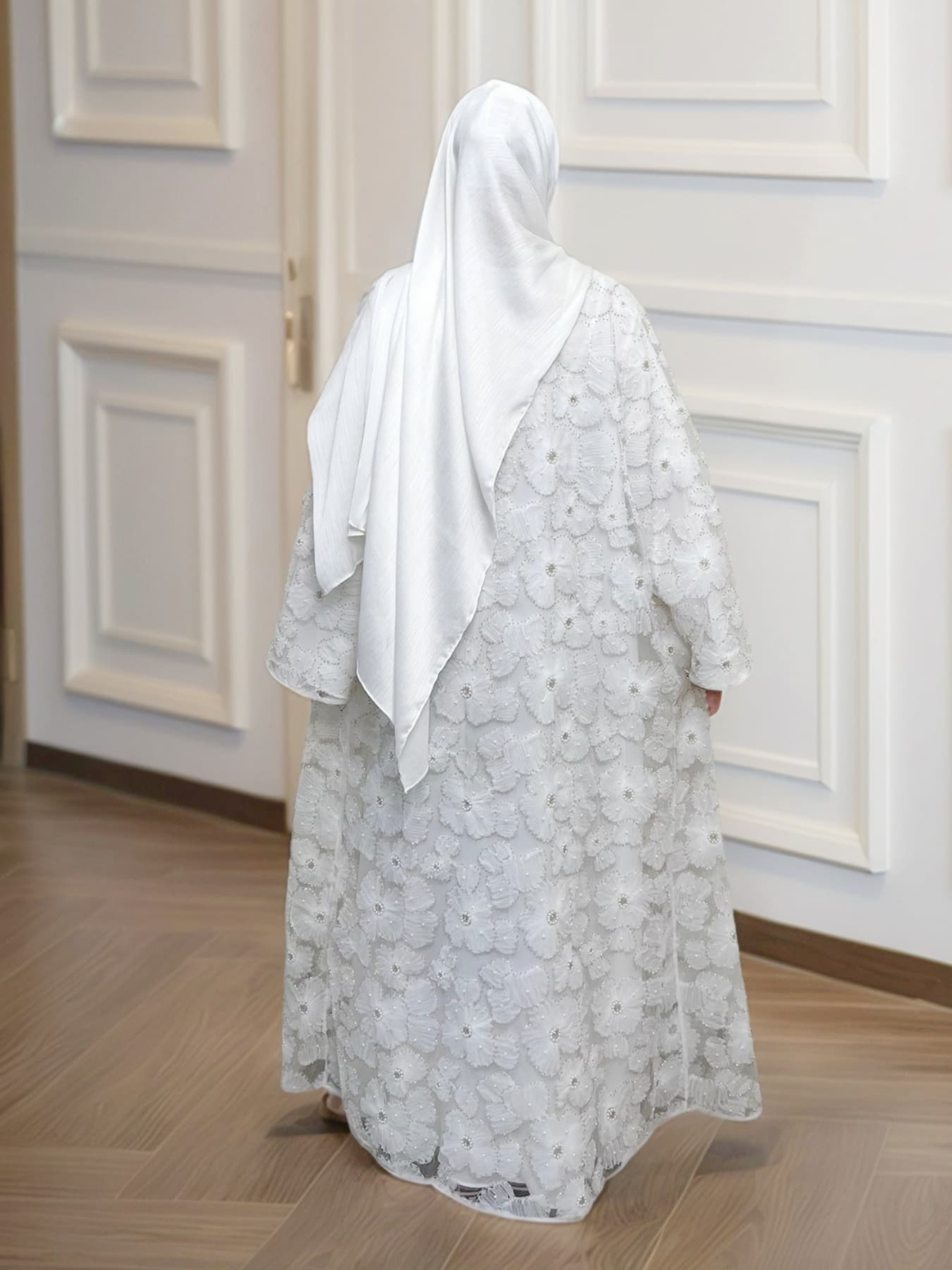 Women's Elegant Pearl Floral Beaded Abaya Hijab Set