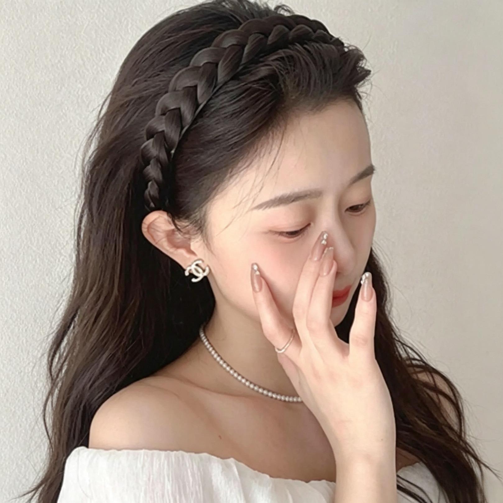 Synthetic Fishbone Braided Headband, Hand-Knotted Hair Braid Design Hairband, Non-Slip Hair Accessory for Women Teen Girls, Soft Wig Material Headwear for Daily Commute Dating Casual Street Style