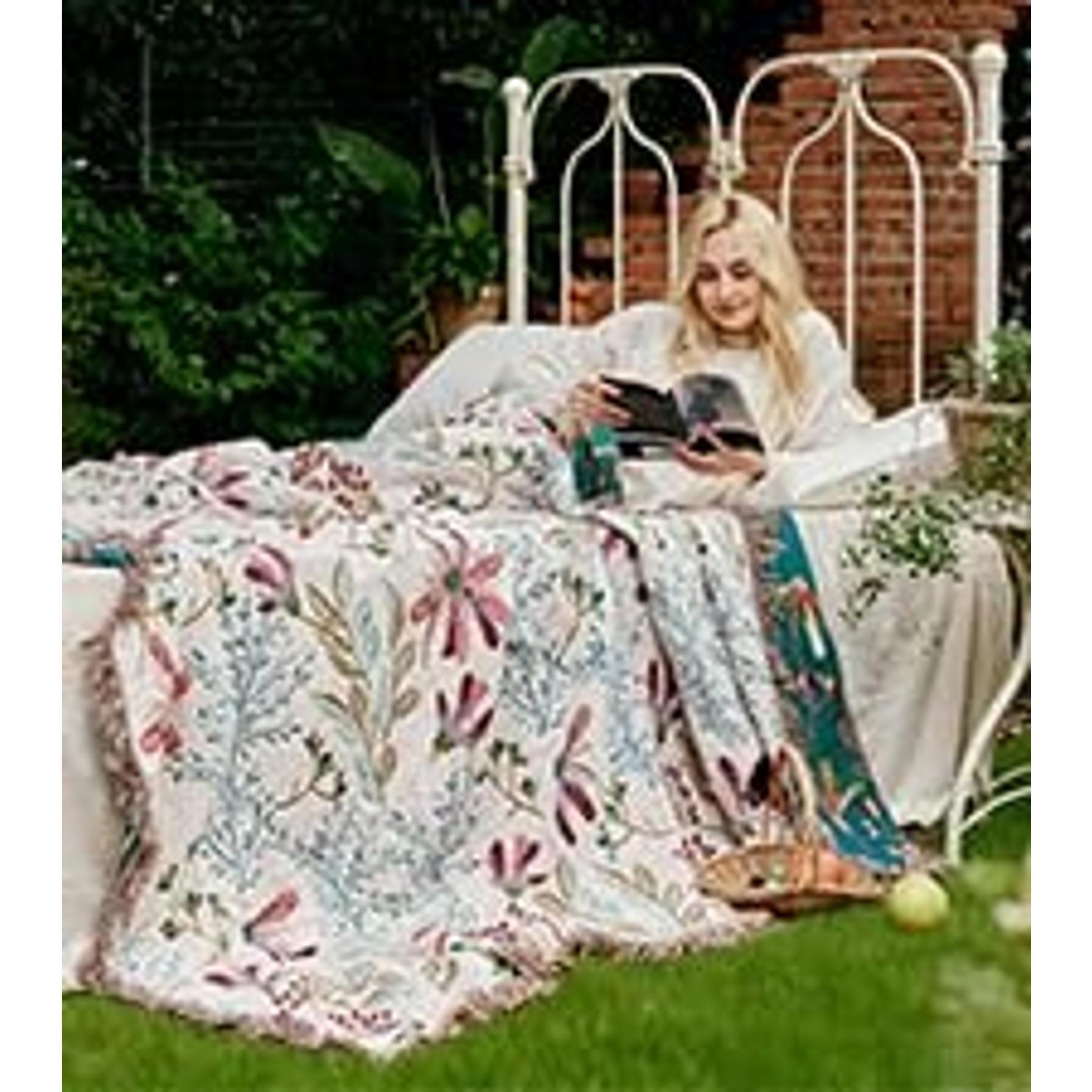Reversible Jacquard Print Rectangular Boho Cotton Throw Blanket, 60"x80" 100% Cotton Lightweight Breathable Gauze, All-Season Couch Bed Chair Decor, Floral Butterfly Design