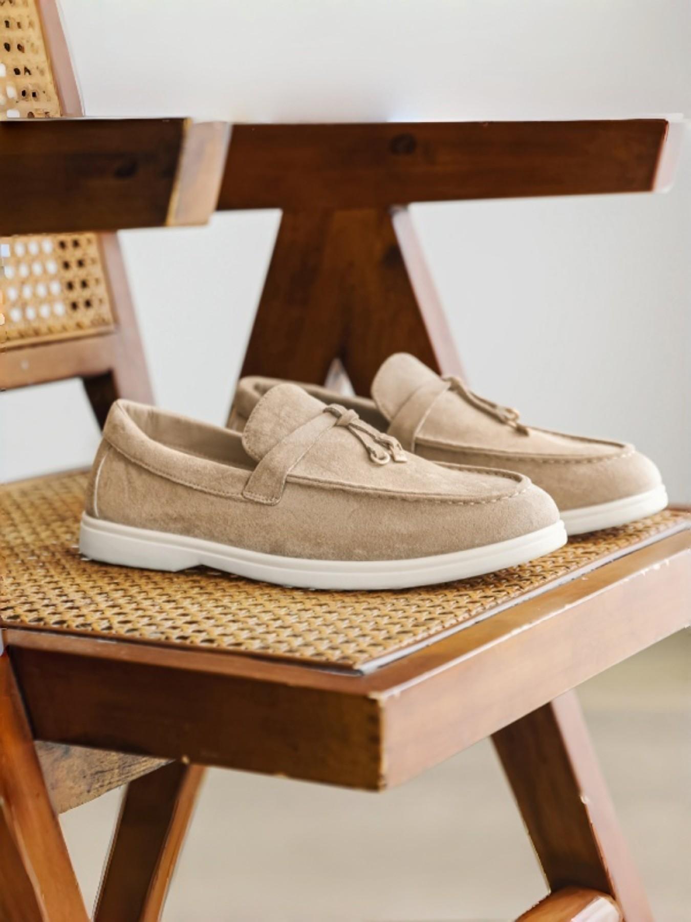 Men's British Style Soft Leather Casual Shoes, Business & Daily Wear, Hand-Stitched Design, Comfortable Footwear for Men