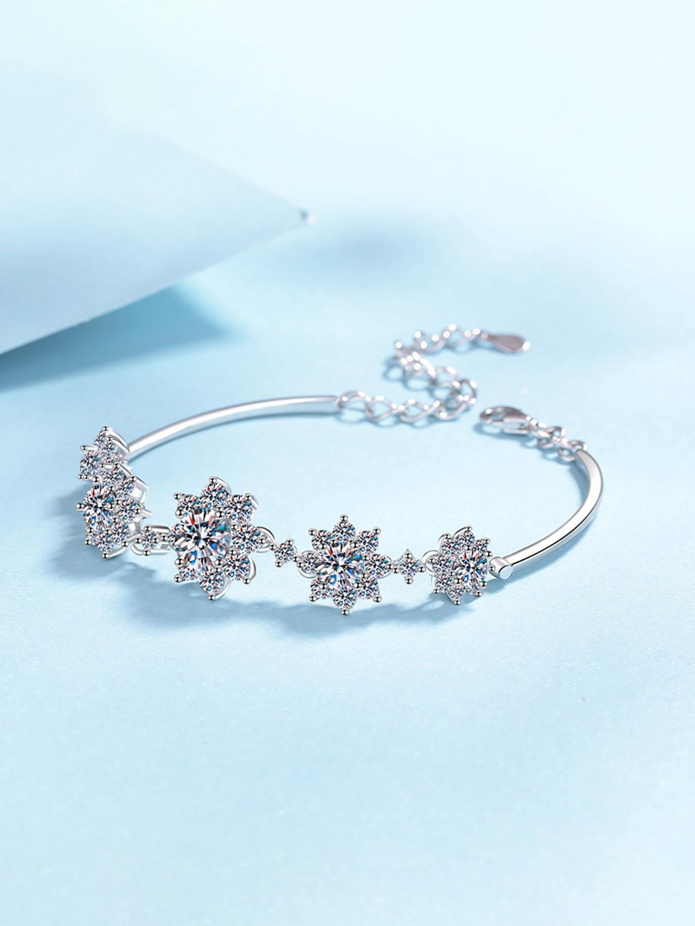 A 2.6-carat morganite Christmas snowflake men's and women's bracelet, made of S925 silver, suitable for daily wear as well as for weddings, engagement parties, events and vacations. Also a great gift for Christmas, birthday or anniversary