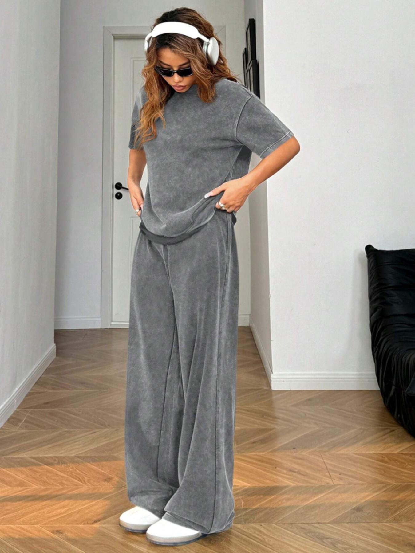 Women's Casual Everyday Acid-Wash Vintage Street-Style Soft Cotton Two-Piece Set, Loose-Fit Round-Neck Short-Sleeve T-Shirt and Wide-Leg Pants
