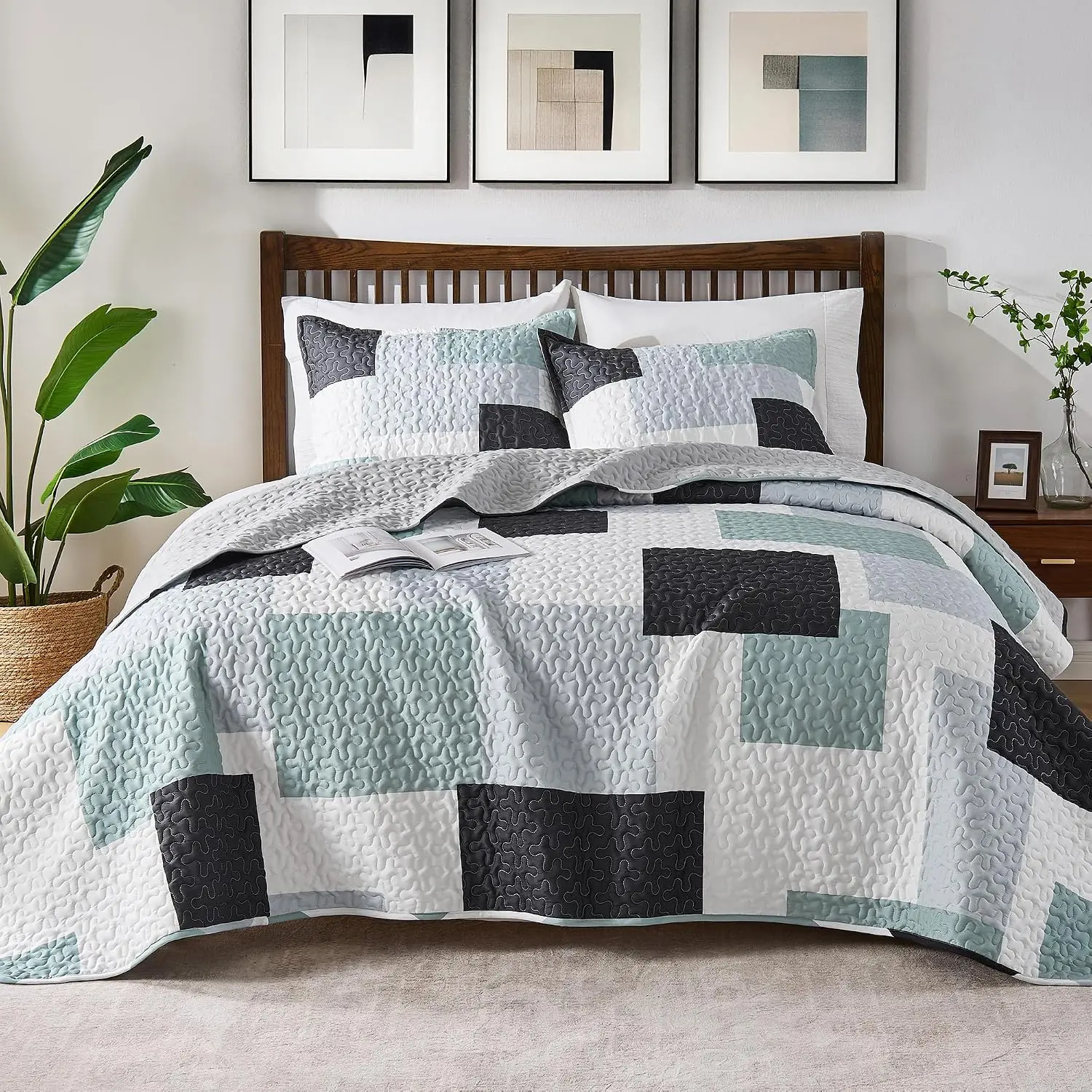Sage Green  Size Quilt Set Geometric Bedspread