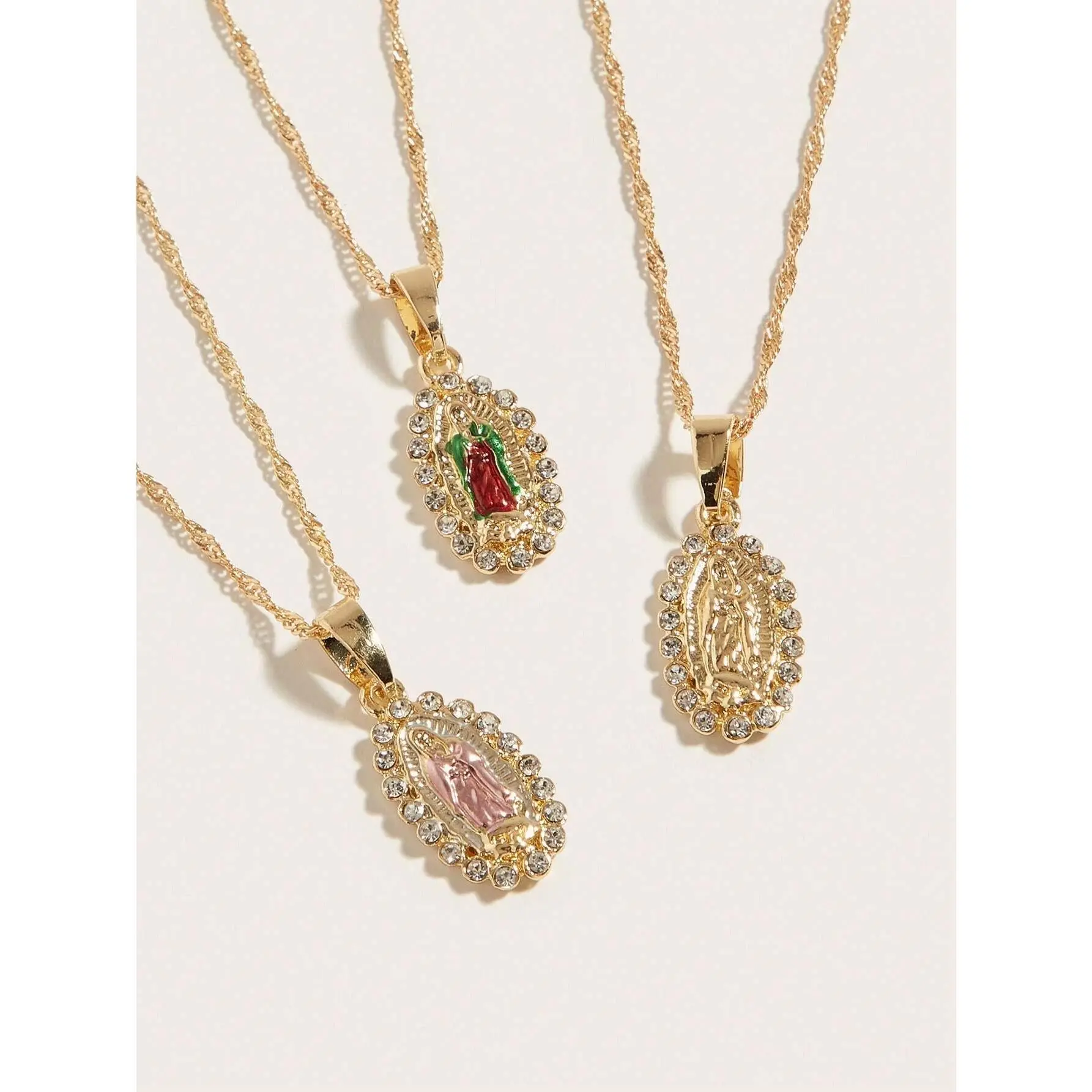 Women's Virgin Mary Pendant Necklace - 14K Gold Plated Our Lady Of Guadalupe Rhinestone Halo Charm With Twisted Chain, Spiritual Religious Jewelry For Mother's Day Gift