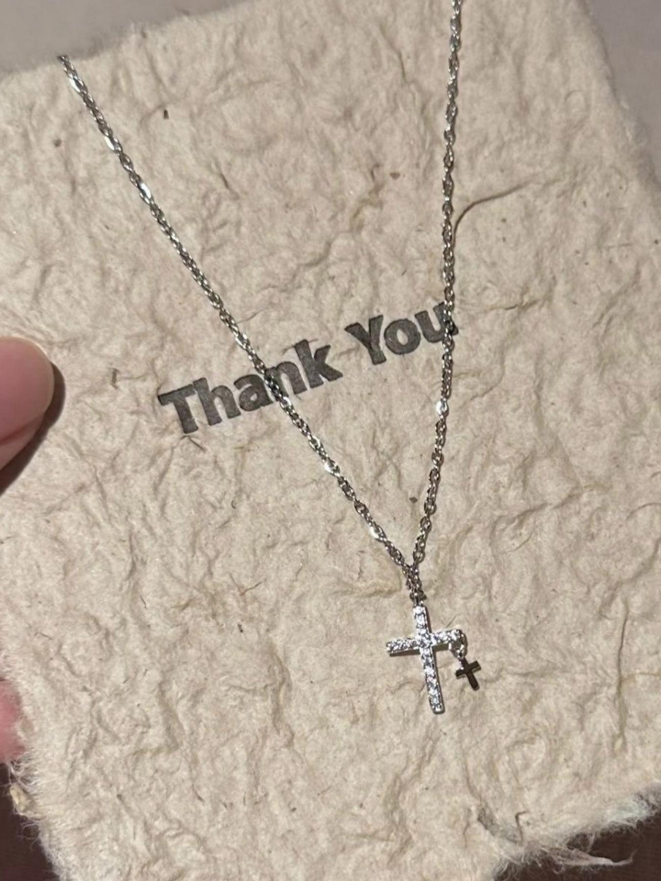 Double Cross Diamond Necklace Silver-gilded Necklace, Cross Chain Design, Cross Necklace Chain, Cross Pendant Suitable for Both Men and Women Fashionable Accessory Suitable for Daily Wear