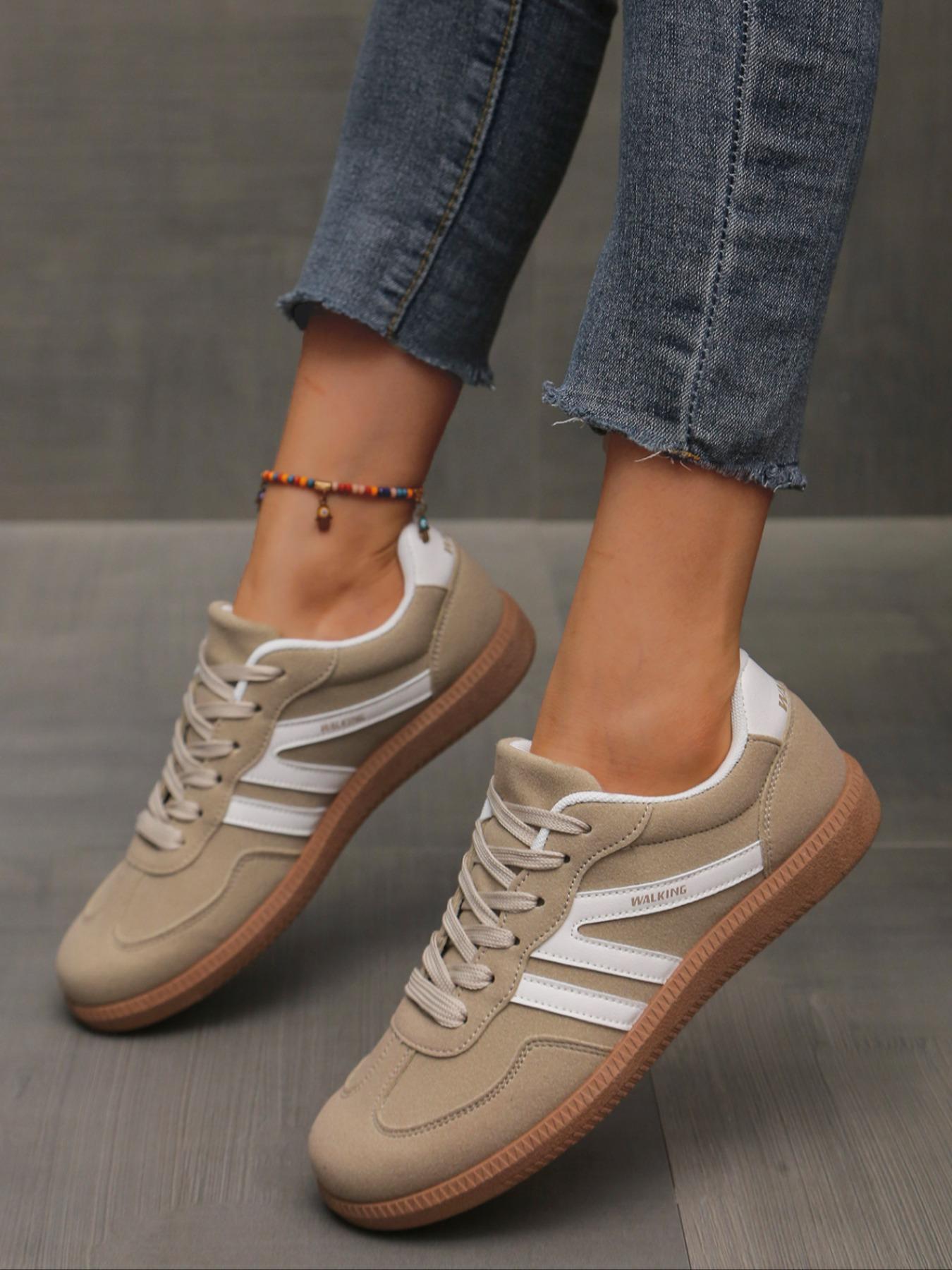 Women's Medium Gray & White Two-Tone Suede Retro Sneakers Low-Top Lace-Up Design Gum Sole Casual Daily Fashion Footwear Outdoor Walking Lifestyle Shoes Casual Athletic Footwear Christmas heartwarming gift