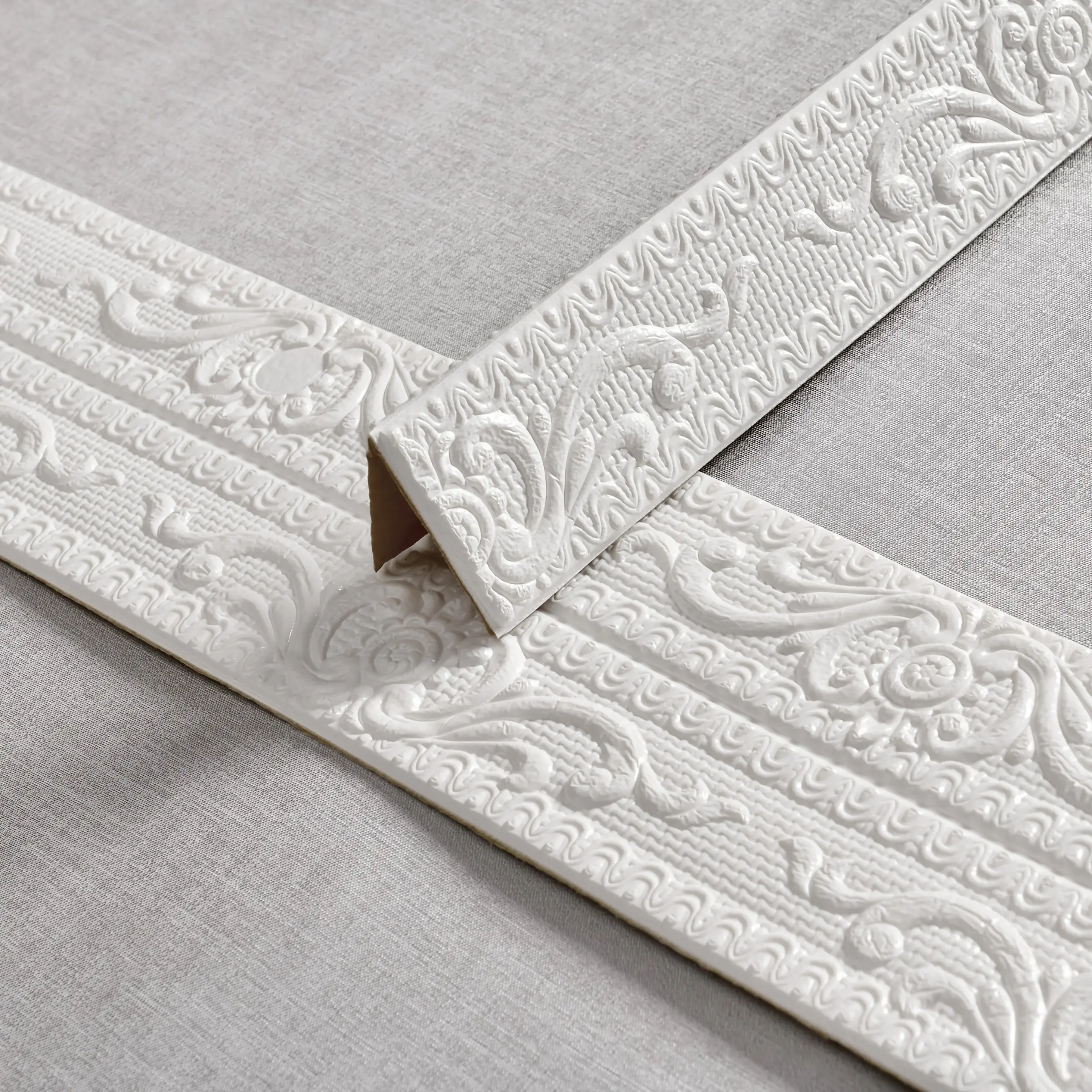 3-Pack Vinyl Wallpaper Strips, Self-Adhesive Waterproof Edge Seals, Interior & Exterior Baseboards, Ceiling & Wall Decor, Easy Application, Peel And Stick Wallpaper