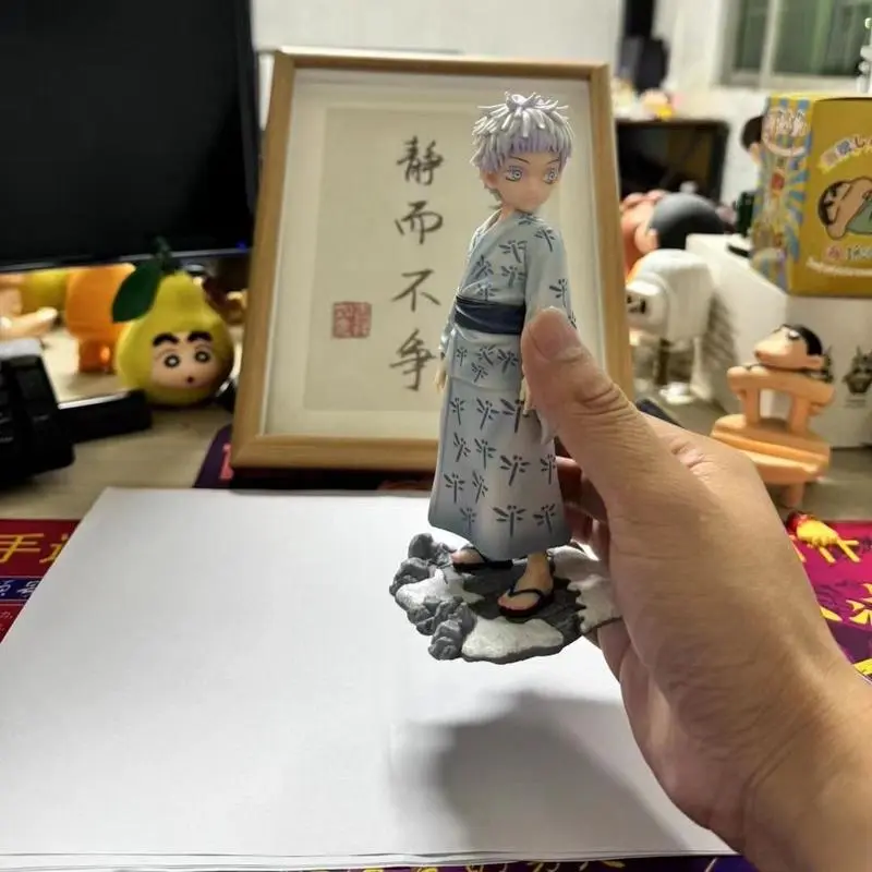 17cm Jujutsu Kaisen Small Gojo Satoru Gk Anime Figures Computer Desktop Ornament Doll Model Boys' Trendy Toys Collectible Gift