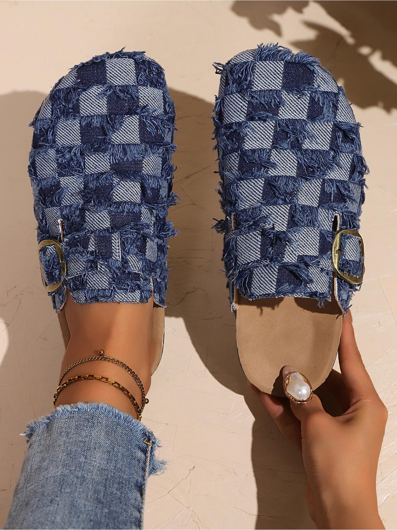 2026 New Women's Frayed Denim Checkered Mules, Vintage Distressed Plaid Closed Toe Clogs, Comfortable Slip On Slides for Summer OutdoorWomen's Black White Checkered Denim Mules, Frayed Distressed Plaid Buckle Strap Clogs, Casual Closed Toe Slides for All