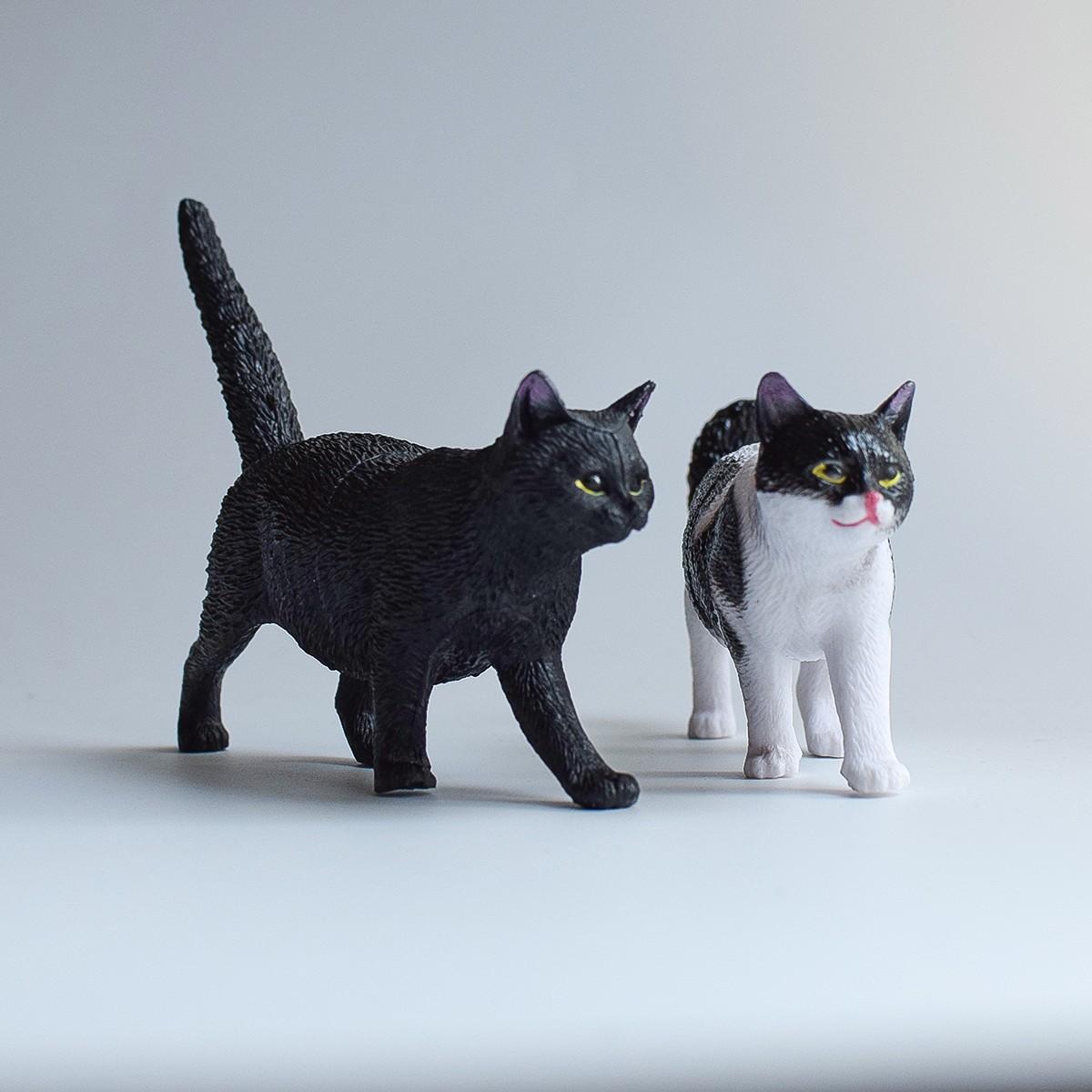 2 PVC Cat Models, and Cow Cats, Lucky Symbol, and Aesthetics, Pet House Decor, Desk Ornament, Gift for Birthdays, Weddings, Holidays