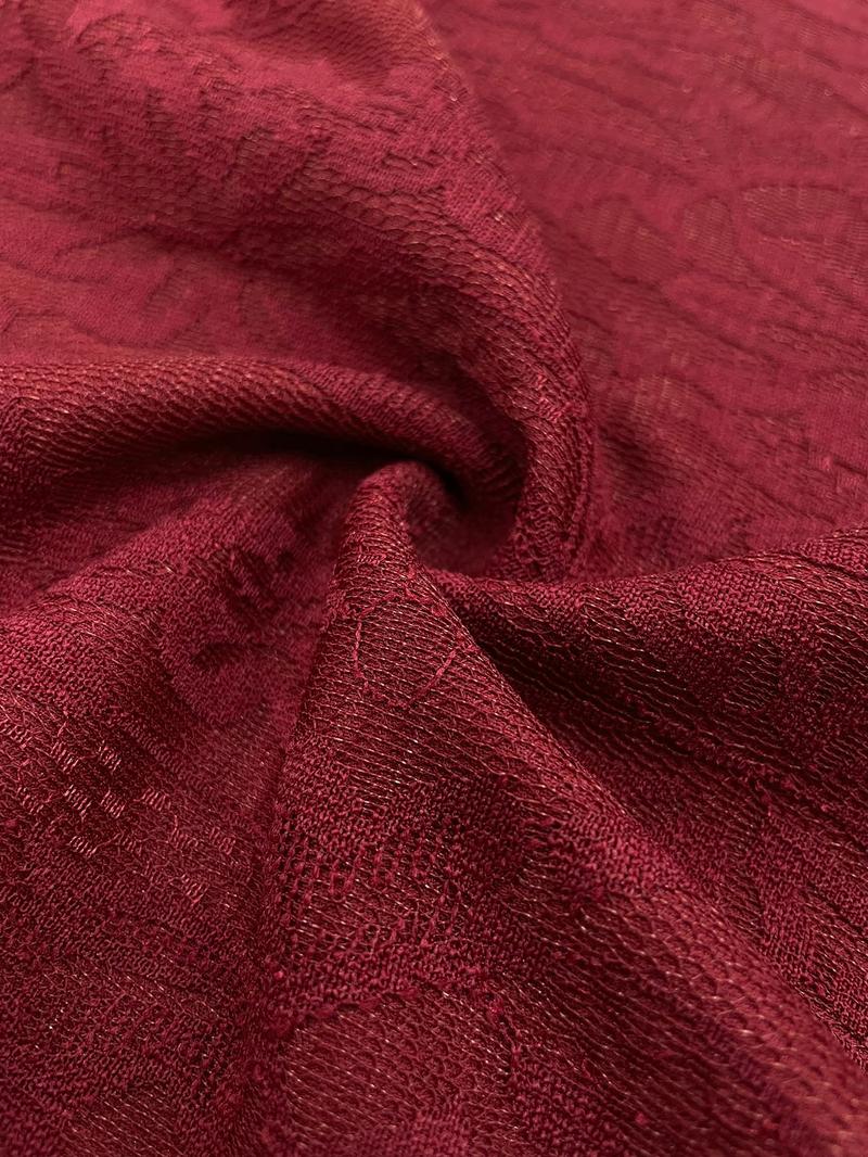 Sexy Lace Dress in Burgundy with Back Slit – Breathable, Double-Layered for Comfort and Style