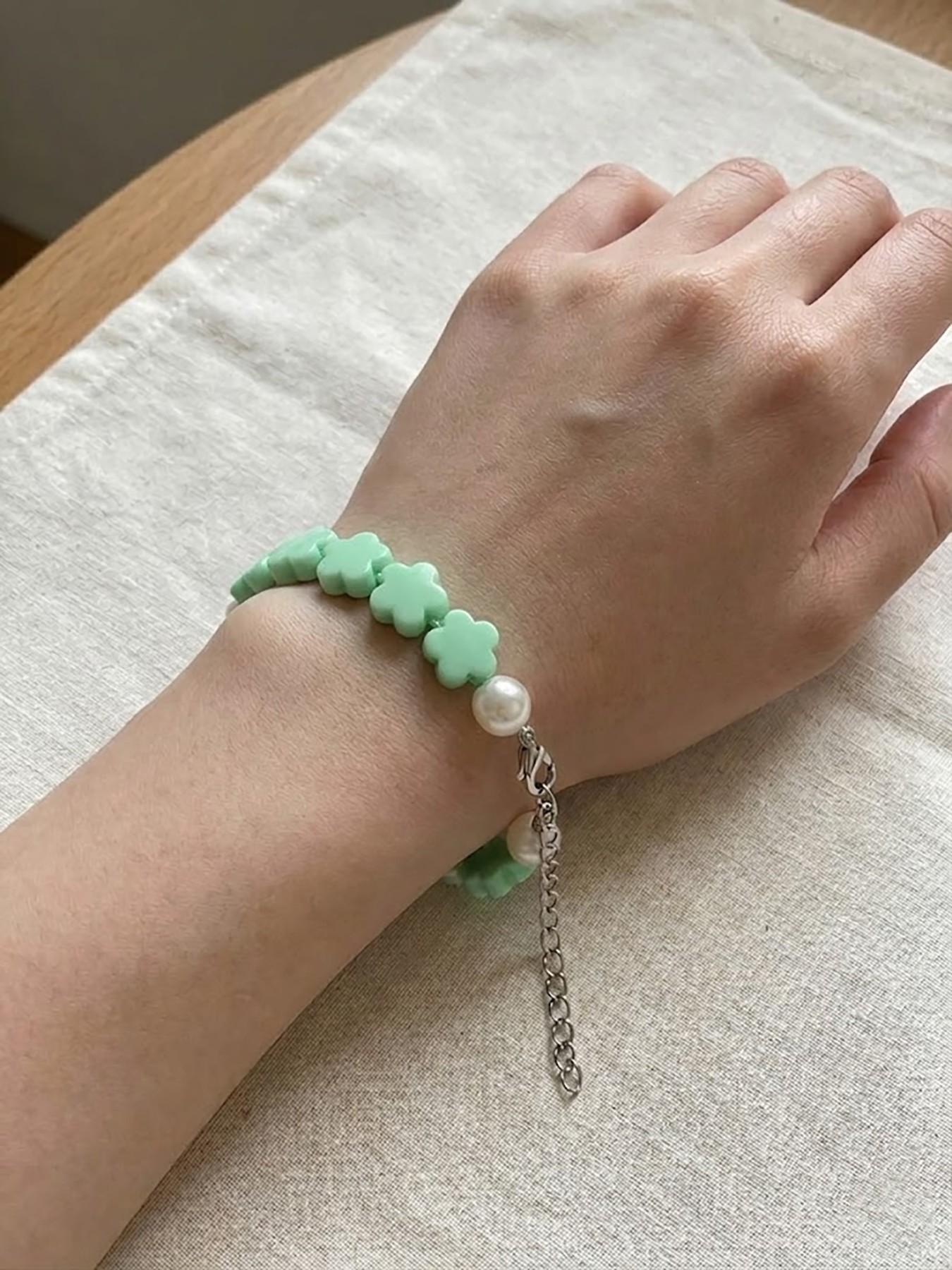 Cute Multi-Color Resin Pearl Bracelet, Five-Petal Flower Design, Y2K Style, Perfect for Daily Wear, Gifts, All Seasons