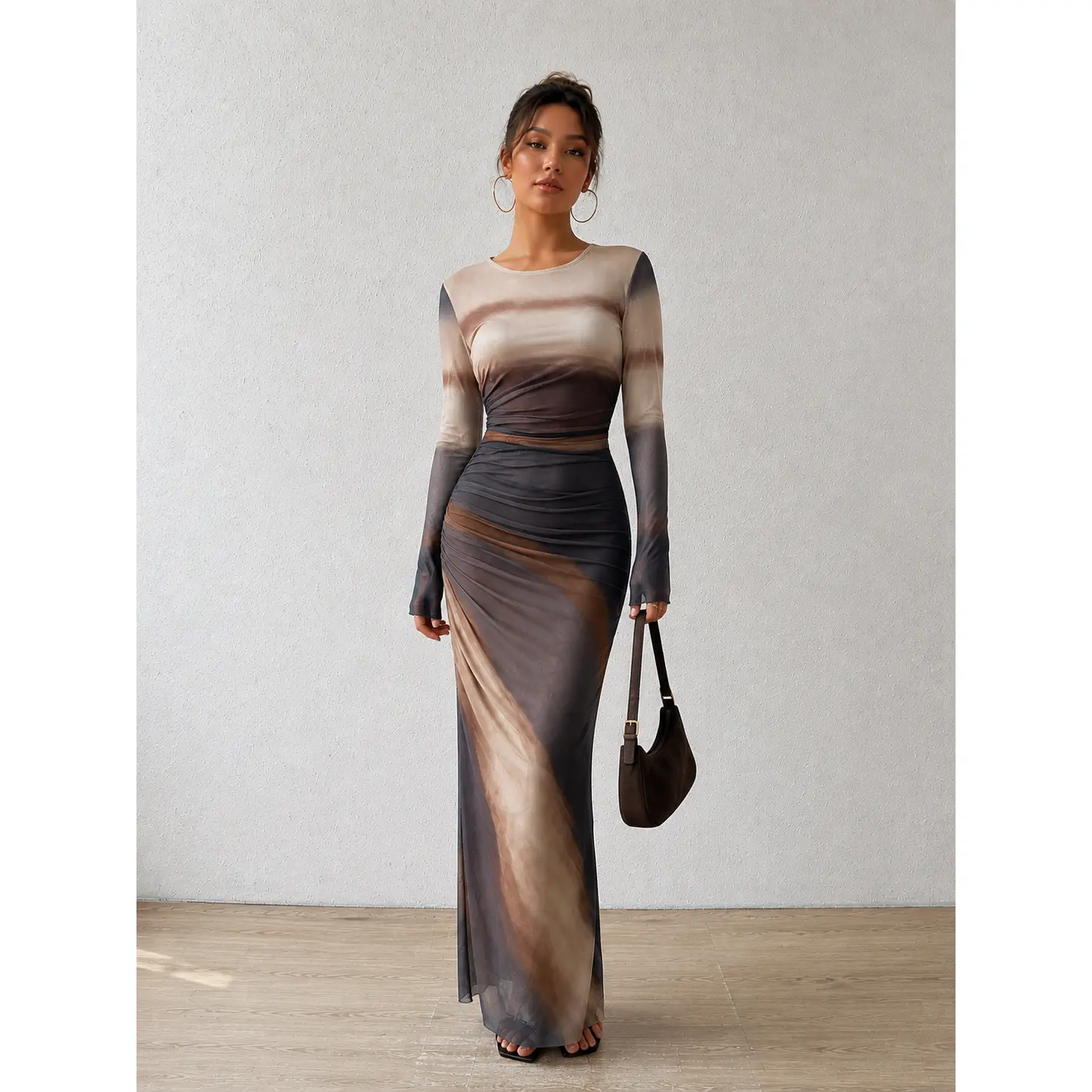COMMENSE Women's Ombre Long-Sleeve Ruched Slim-Fit Crew Neck Maxi Dress - Classy Date Night Option, Wedding Guest Formal Attire, Dress For Wedding Guest, Date Night Dresses Classy
