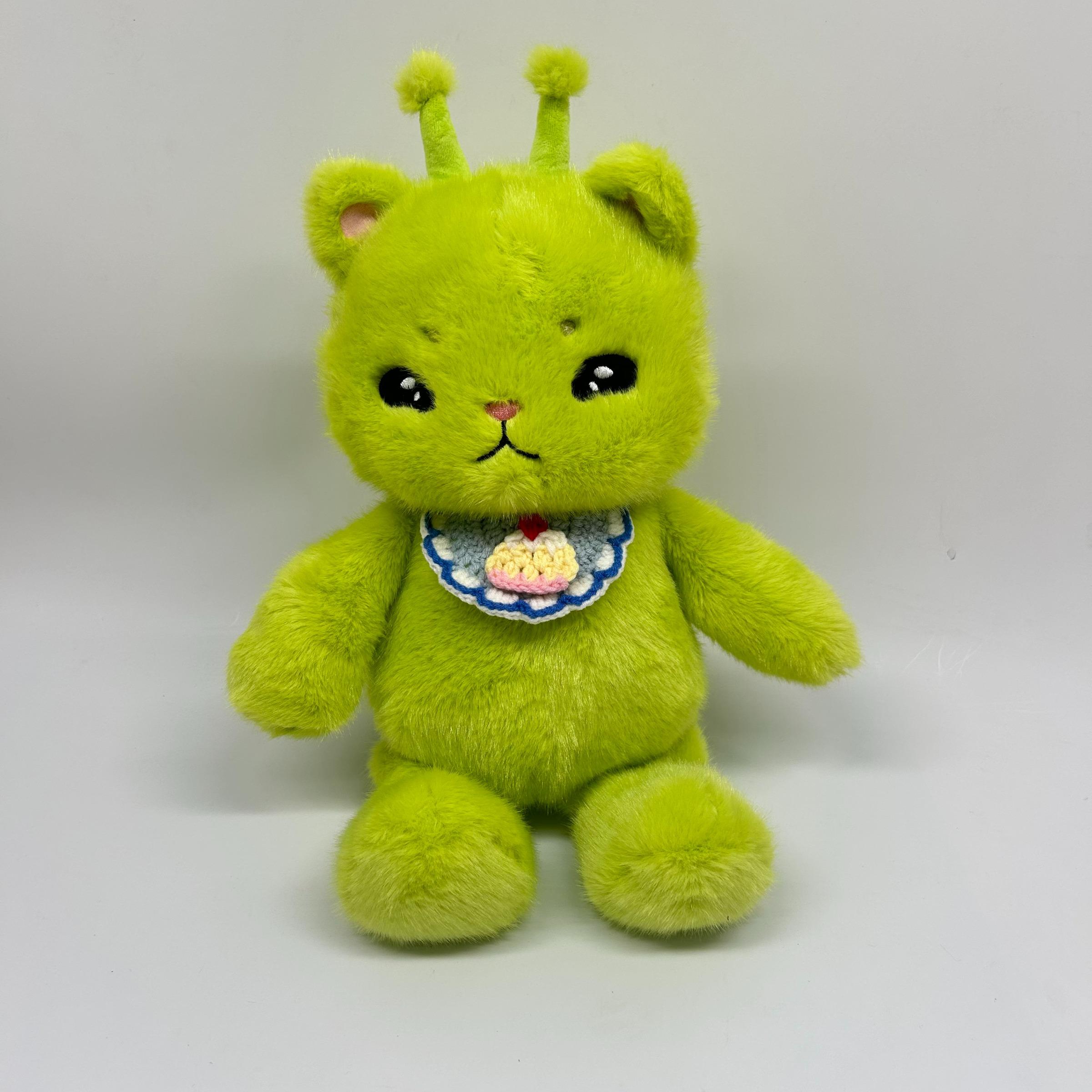 Soft Running Alien Cat Plush Toy, Ideal Gift for Cat Lovers, Perfect for Room Decor, Kids Birthday, Graduation, Wedding, Christmas