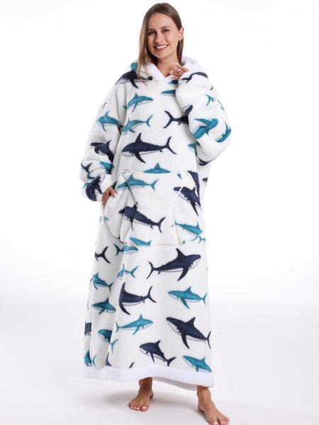Women's Skull Print Bathrobe, Thick Casual Loungewear with Pockets, Halloween Theme, Fall & Winter, Loose-Fit TV Blanket, Flannel Cozy Blanket Women's Skull Print Bathrobe, Thick Casual Loungewear with Pockets, Halloween Theme, Fall & Winter, Loose-Fit TV Blanket, Flannel Cozy Blanket