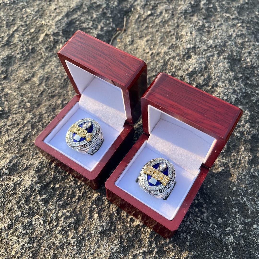 Mens fashion 2026-2025-2024 fantasy series trophy style football championship ring with brown wooden display box