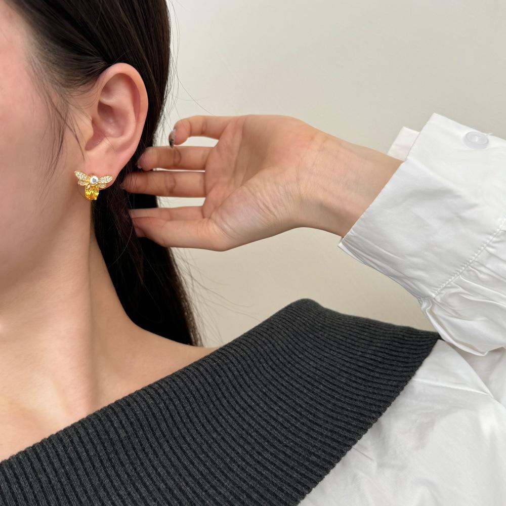 (SS024)S925 Sterling Silver Bee Jewelry Set Necklace, Bracelet & Stud Earrings Vintage Elegance Minimalist Charm Ideal Daily Wear & Gift(new)