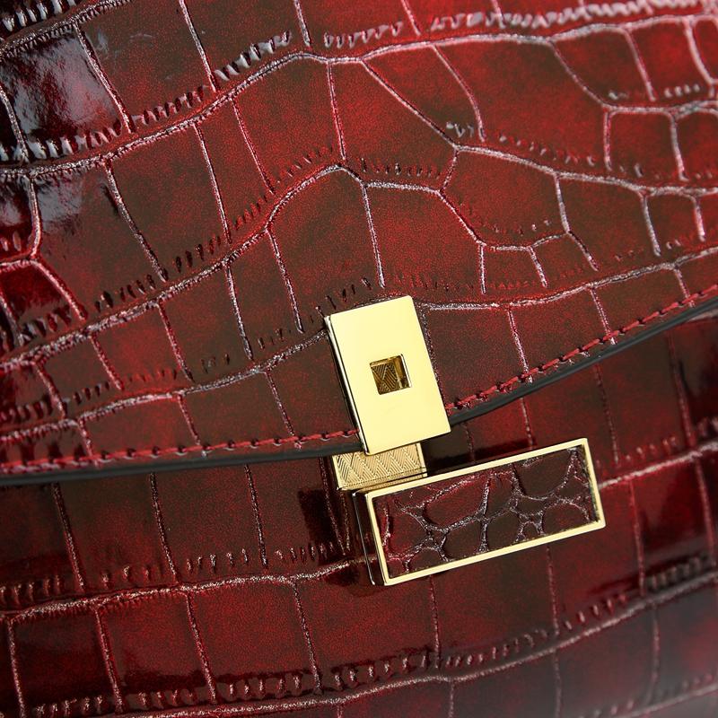 Luxury Wine Crocodile Texture Handbag, High-End Commuter Crossbody Bag, Elegant Mother Bag, Large Capacity Shoulder Bag