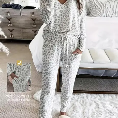 Leopard Print Casual Style Pajama Set, Long Sleeve V Neck Top and Drawstring Waist Pants with Pockets, Women's Home Wear and Sleepwear, All Seasons