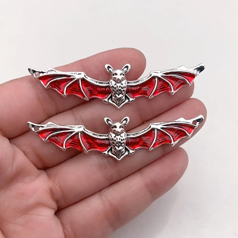 2Pcs Gothic Bat Shoe Charms, Vintage Silver Detachable Metal Shoe Decorations, DIY Punk Goth Shoe Accessories for Clogs Sneakers Halloween Daily Wear